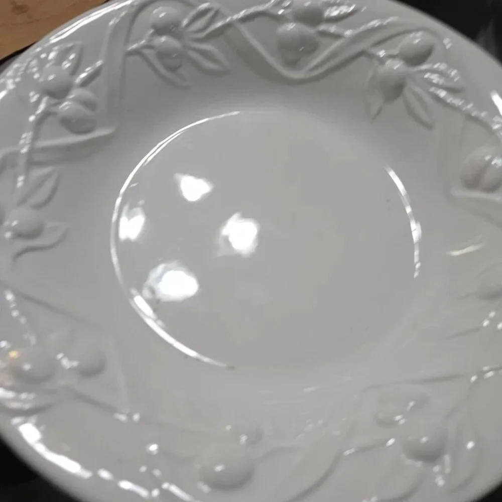 Williams Sonoma Patrizi 10” bowl. Olive harvest pasta bowl. - Picture 2 of 5